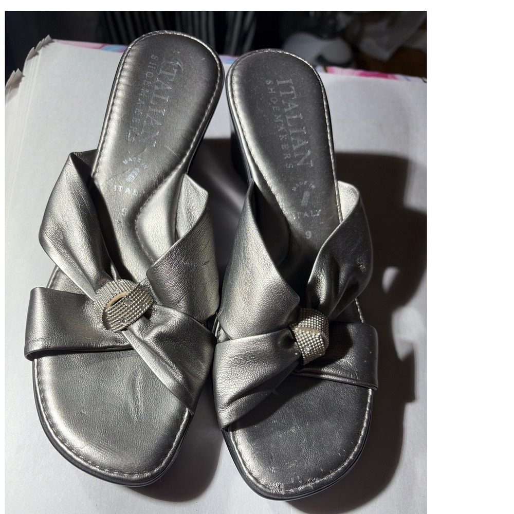 Italian Shoemakers Womens 9 Metallic Pewter Rhinestone Y2K Wedge Slide Sandals